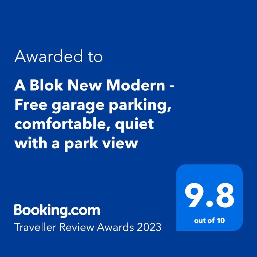 A Blok New Modern - Free Garage Parking, Comfortable, Quiet With A Park View ベオグラード エクステリア 写真